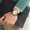 MONDAINE Classic 40 grosse Schweizer Bahnhofsuhr poliert
