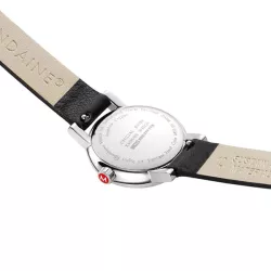 MONDAINE Evo2 26 Damen Bahnhofsuhr Petite Saphirglas