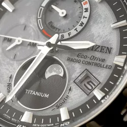 CITIZEN Tsuki-yomi Funk-Solar Mondphasenuhr Titan silber