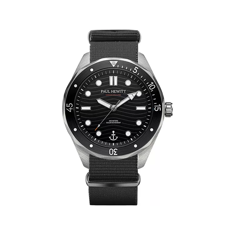 PAUL HEWITT Ocean Diver Solar Taucheruhr Recy-Stahl Nato schwarz