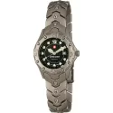 SWISS ARMY Titan Quartzuhr klein schwarz