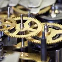 Kuckucksuhr Chalet Swiss Holz Wanduhr mechanisch 8 Tage