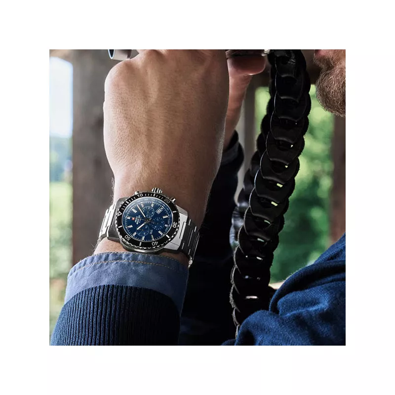 SWISS MILITARY Solar Chronograph 43 Edelstahl blau MB