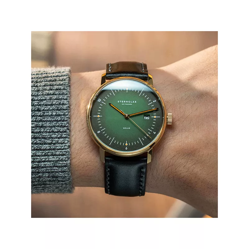 STERNGLAS Naos 38 Solaruhr grün vergoldet Bridle schwarz