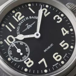 ZENO-WATCH BASEL Pilot Classic Fliegeruhr Handaufzug Titan