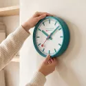 MONDAINE Wall Clock SBB Bahnhofswanduhr Stop2Go WiFi grün